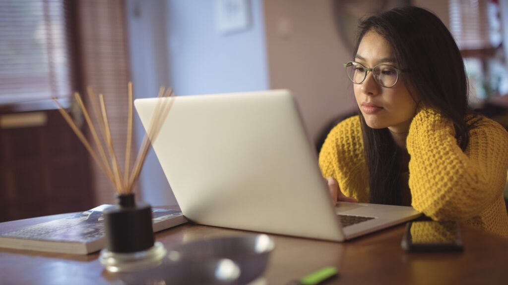 ensino superior a distancia no Brasil